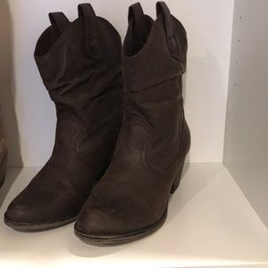 Soundoff Vintage Worn Rocket Dog boots
